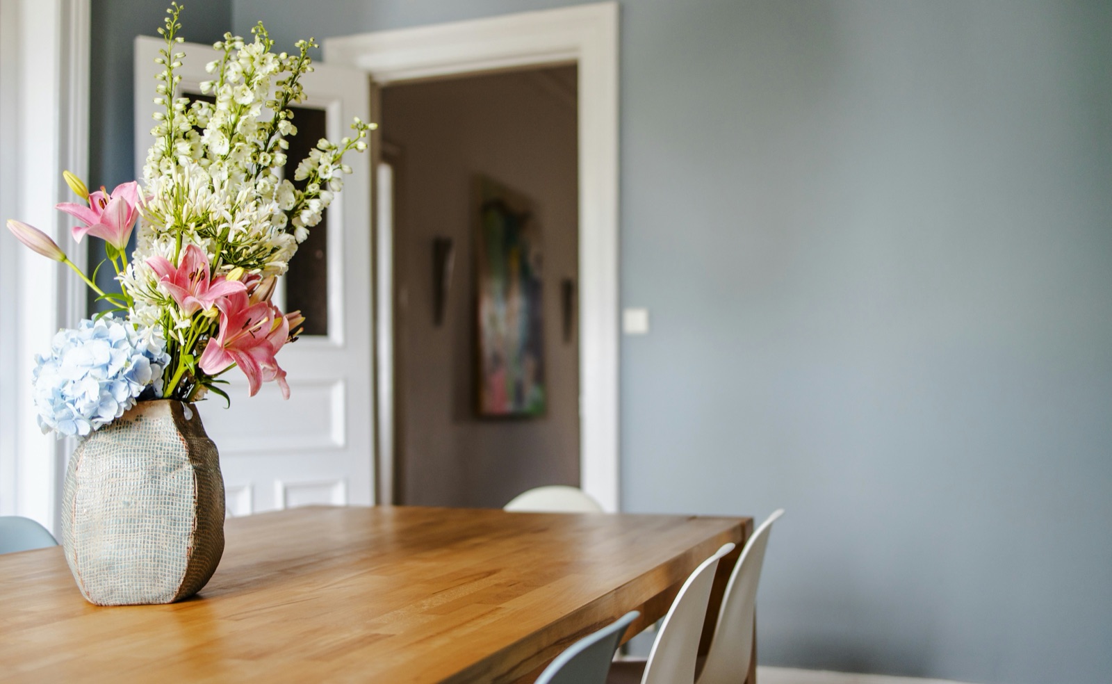 Dining Tables & Furniture